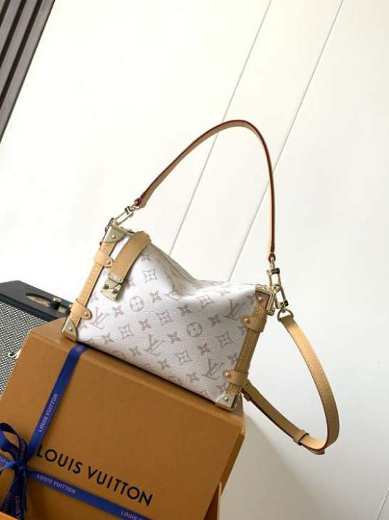 Picture of Louis Vuitton Handbags _SKUfw206730681fw